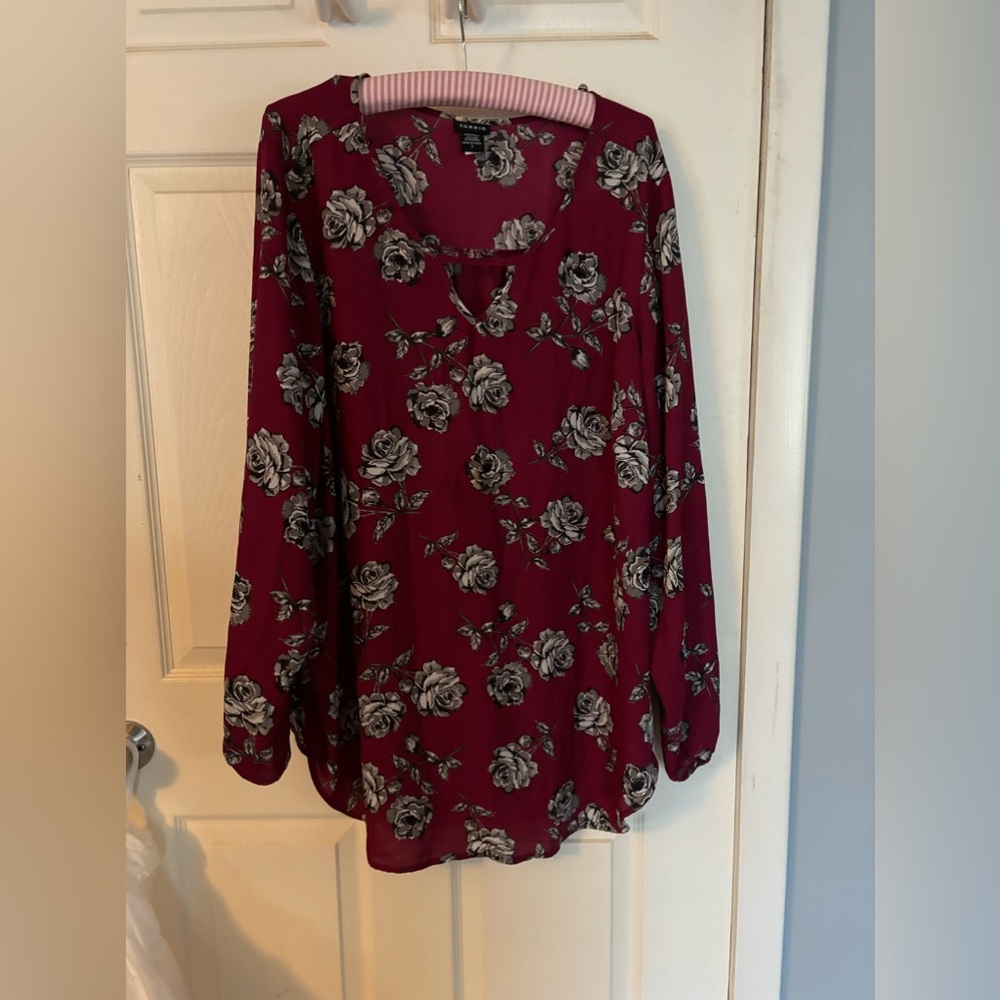 Torrid blouse sz 3